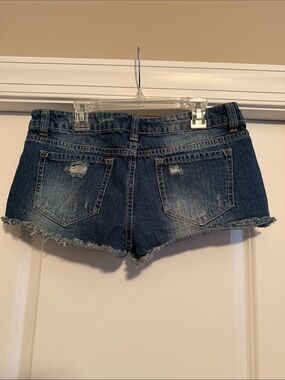 No Boundaries Dark Blue Distressed Denim Cutoff Shorts